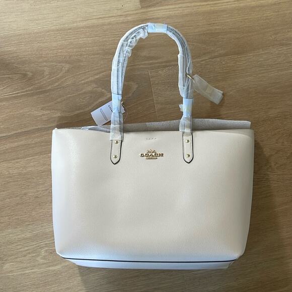 COACH Cream / White “Chalk” LTH Town Tote Top Handle Handbag NWT - Picture 1 of 10